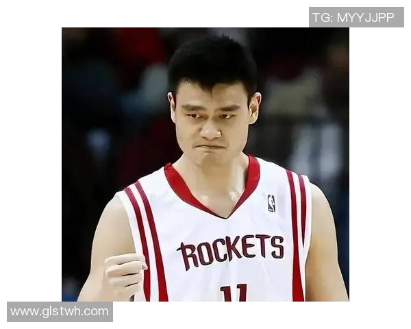 当瘦小身材的选手挑战篮球巨人姚明的传奇对决