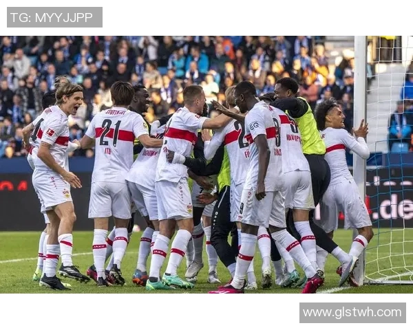 激战再起，拜仁慕尼黑再度挑战多特蒙德霸主地位