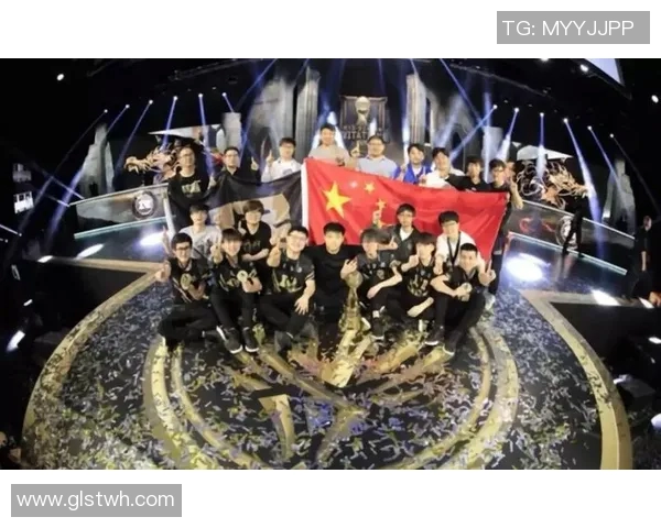 英雄联盟最新实力榜揭晓RNG强势登顶第二名引发热议